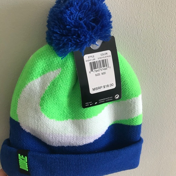 Nike Swoosh PomPom Knit Cuff NWT 8-20 Boys - Picture 2 of 4